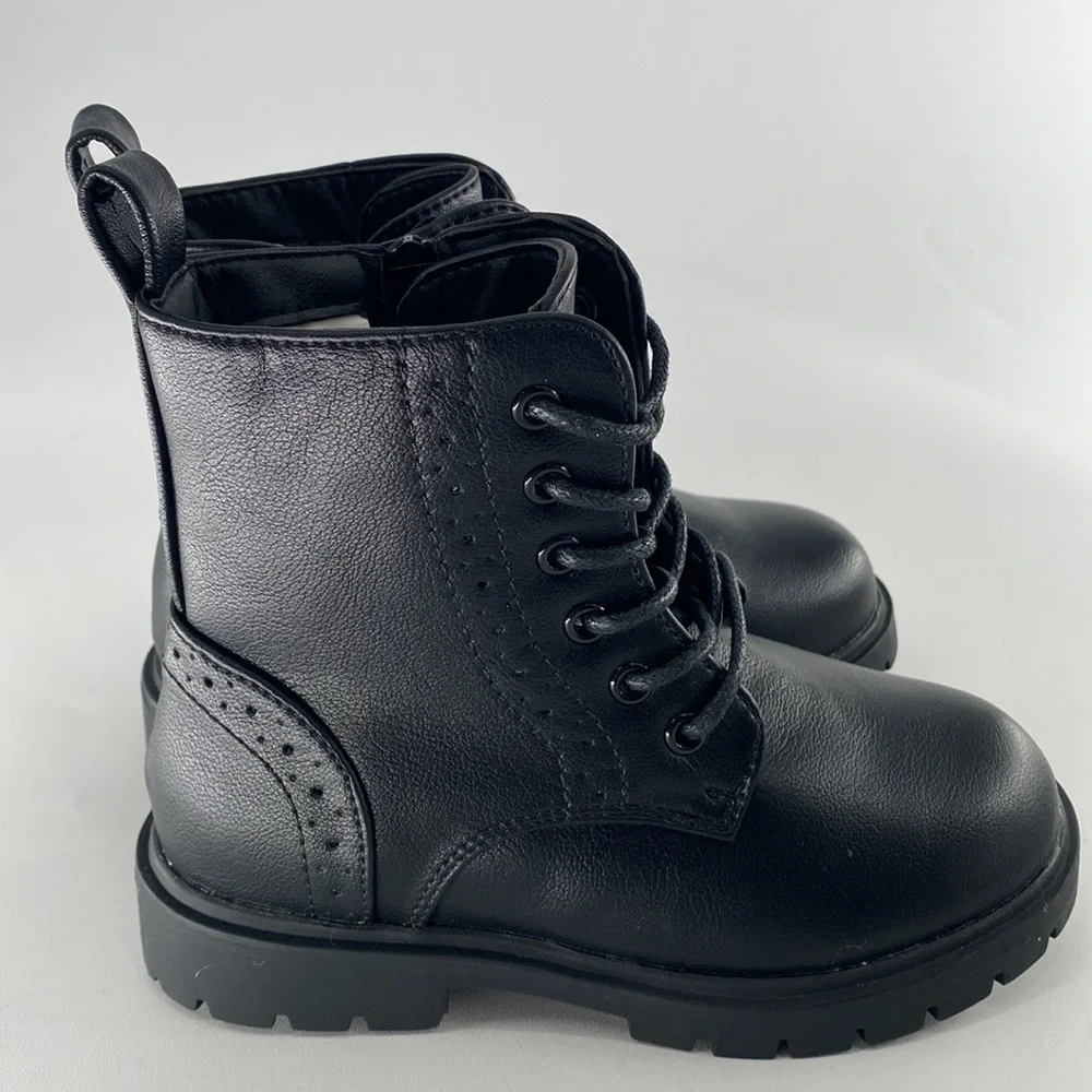 Dream Pairs Black Side Zip Round Toe Combat Boots Size‎ 9 NWOT